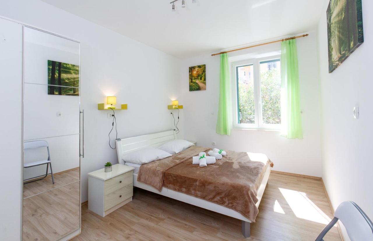Apartment Green Forest Split Exterior foto